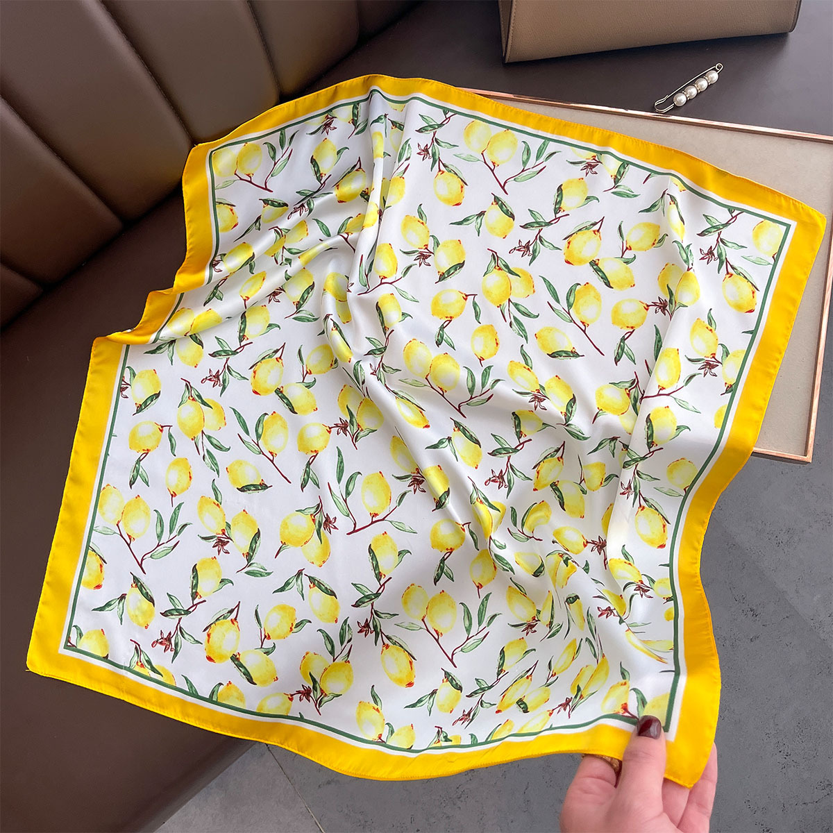 Ascot Neck Scarf - Новинка 2025 года, квадратный шелковый шарф
