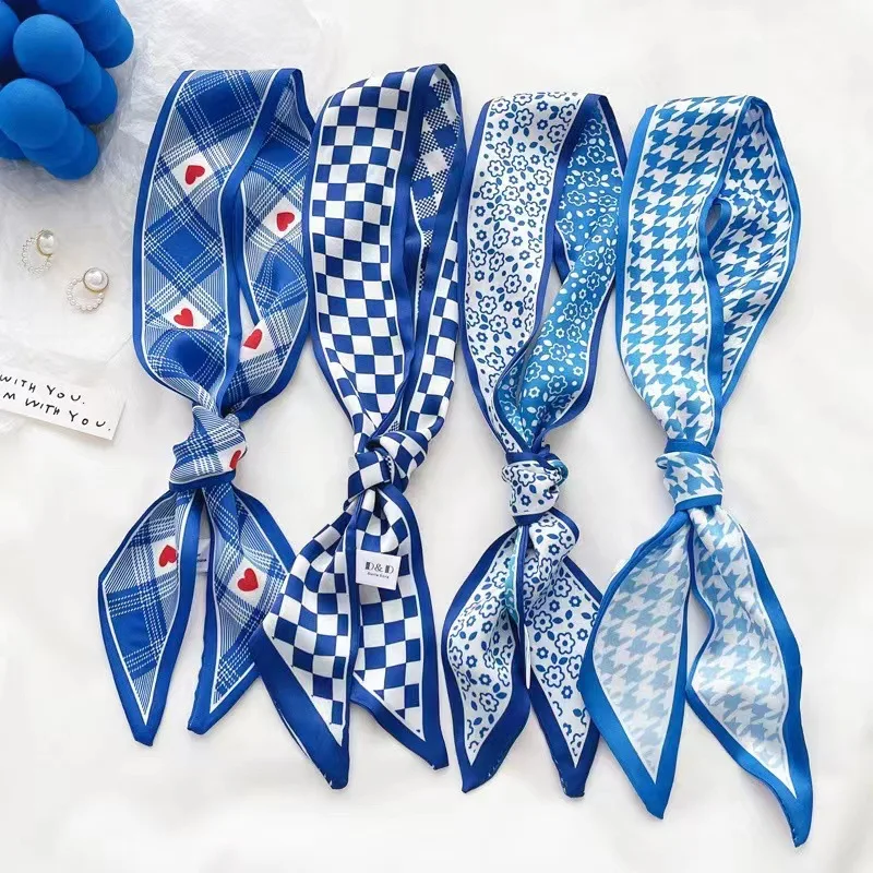 Silk Neck Scarf - Шелковый платок цвета синий Кляйн, новая