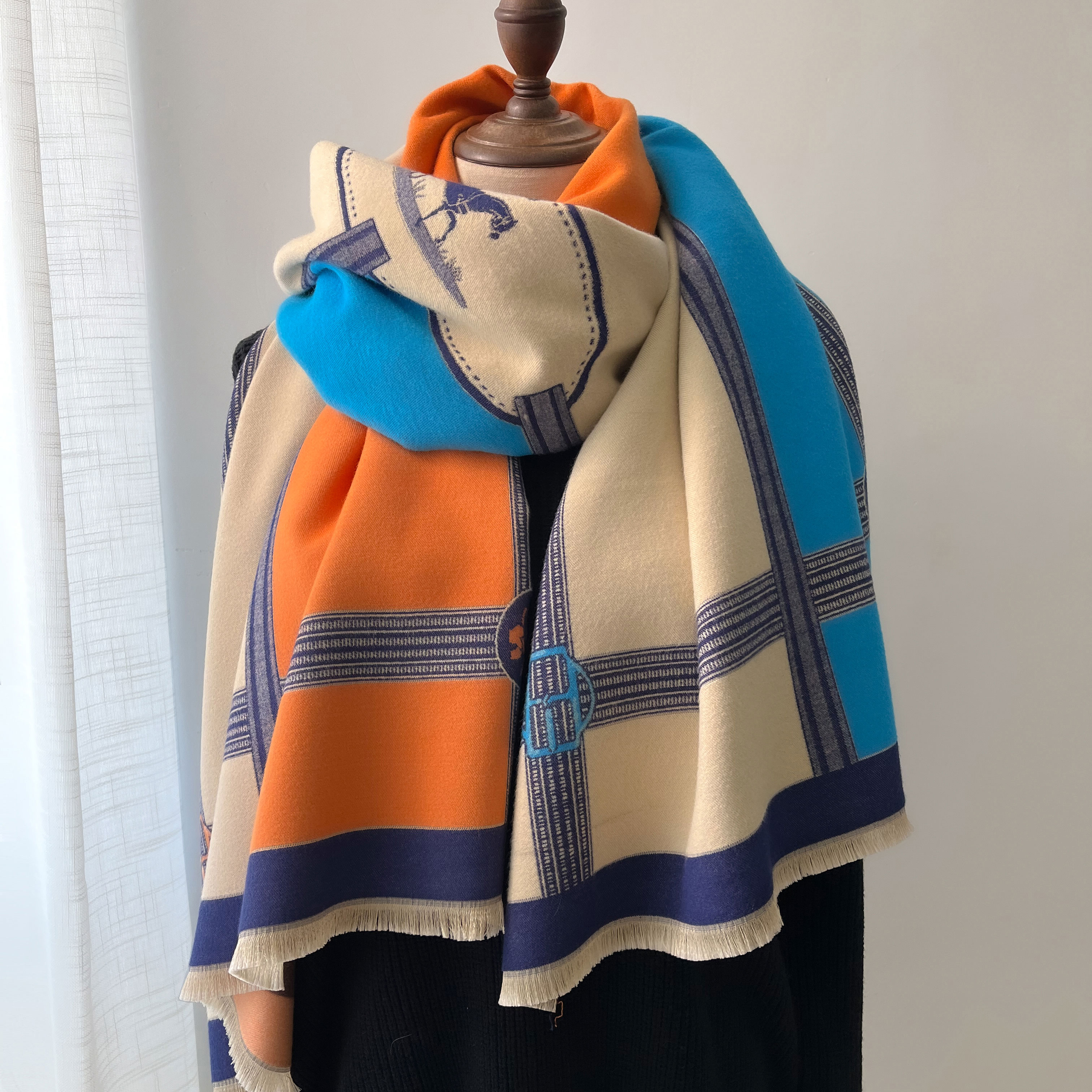 Зимний кашемировый шарф, женск – обзор и цена Woven Scarf Blanket