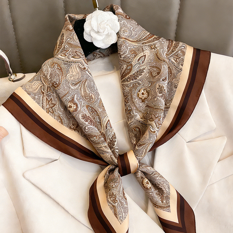 Роскошный женский шелковый ква – обзор и цена Silk Neck Scarf