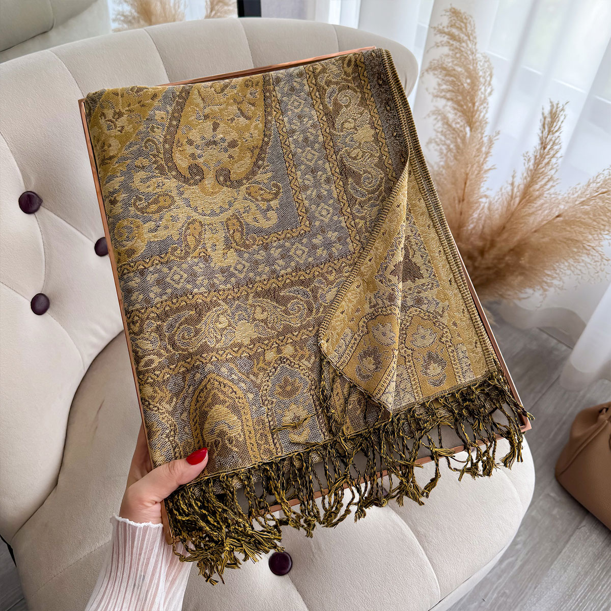 Одеяло с кисточками, дизайн, э – обзор и цена Woven Scarf Blanket