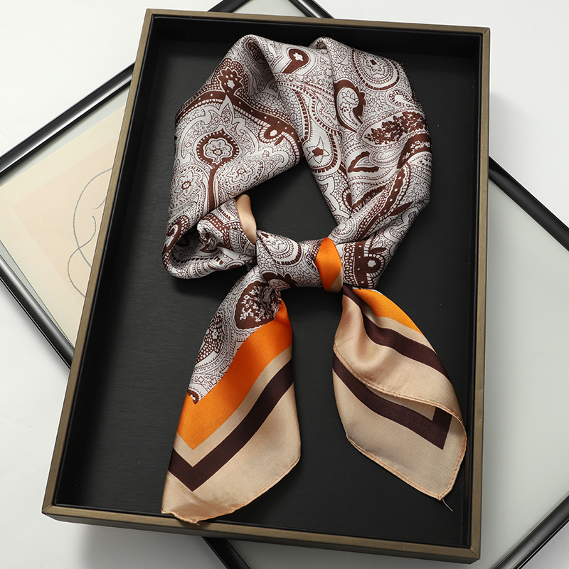 Роскошный весенний шелковый пл – обзор и цена Silk Tie Striped