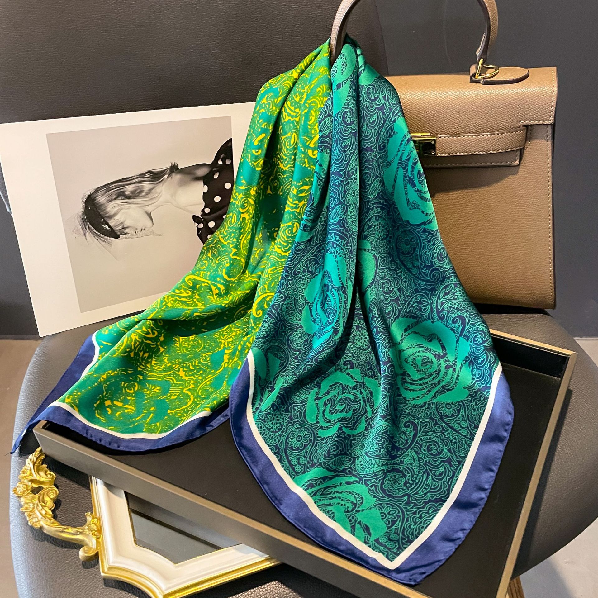 70x70 см женский шарф шелковый – обзор и цена Silk Neck Scarf