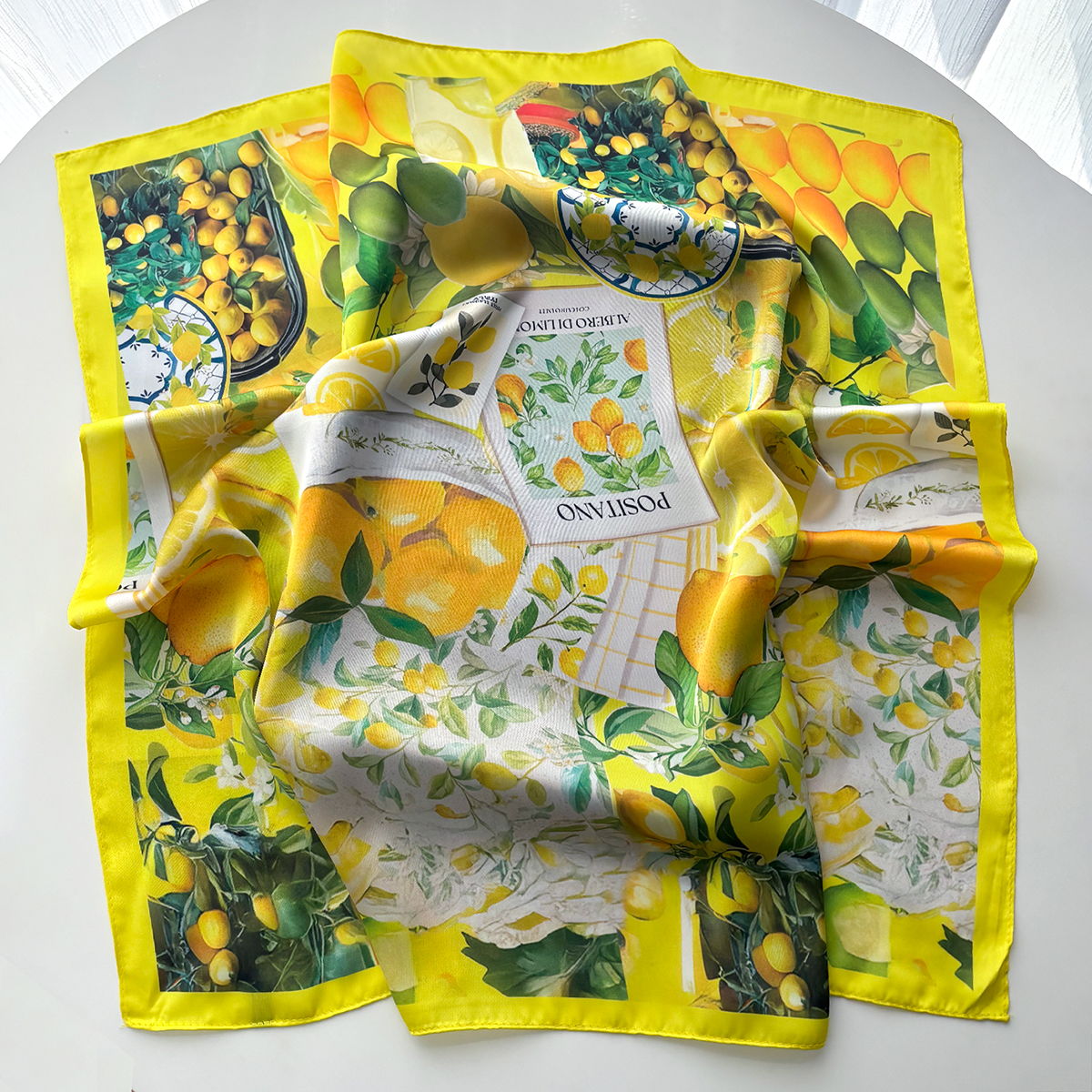 Роскошный квадратный шарф с цв – обзор и цена Scarf Silk Square